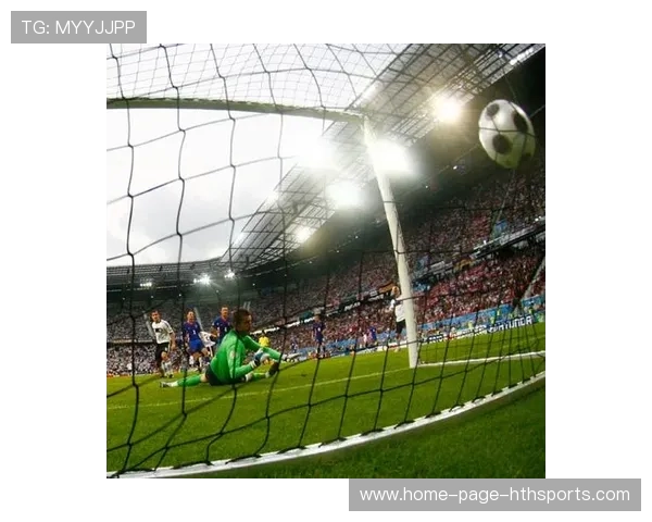 河南俱乐部外线远射爆发，卡兰加大力抽射得分