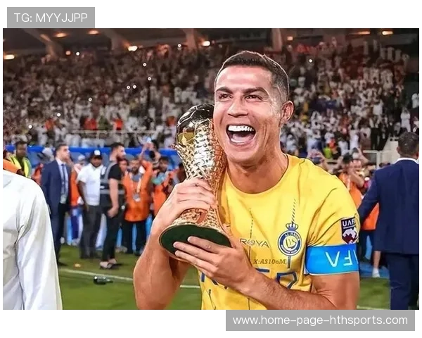 PIF代表现身利雅得胜利基地安抚C罗：温情瞬间与未来信心